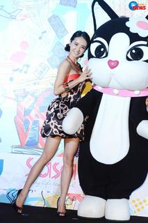 Jolin Tsai feet photo 1