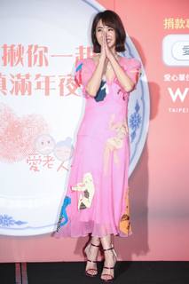 Jolin Tsai feet photo 16