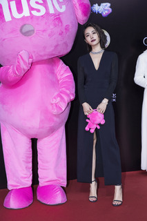 Jolin Tsai feet photo 15