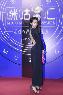 Jolin Tsai feet photo 14