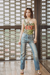 Jolin Tsai feet photo 2