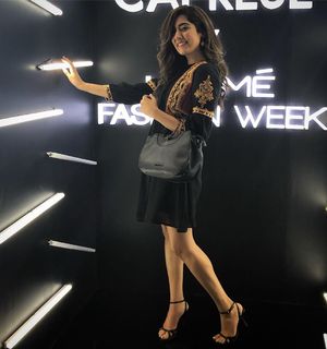 Jonita Gandhi feet photo 1