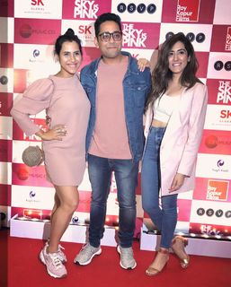 Jonita Gandhi feet photo 20