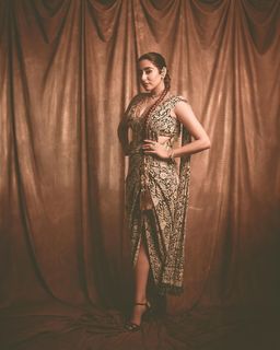 Jonita Gandhi feet photo 14