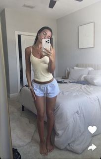 Jordan Beckham feet photo 1
