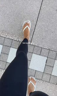 Jordan Beckham feet photo 8