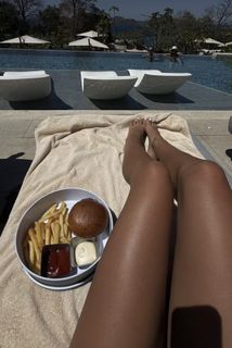 Jordan Beckham feet photo 4
