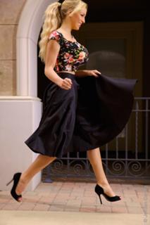 Jordan Carver feet photo thumbnail