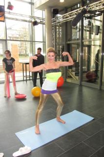 Jordan Carver feet photo thumbnail