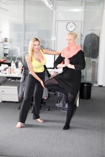 Jordan Carver feet photo thumbnail