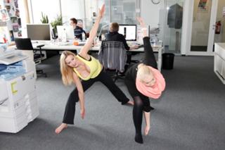 Jordan Carver feet photo thumbnail