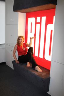 Jordan Carver feet photo thumbnail