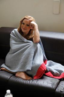 Jordan Carver feet photo thumbnail