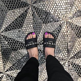 Jordan Carver feet photo thumbnail