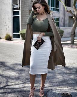 Jordan Carver feet photo thumbnail