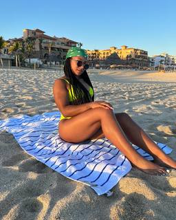 Jordan Chiles feet photo thumbnail