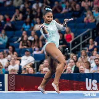 Jordan Chiles feet photo thumbnail