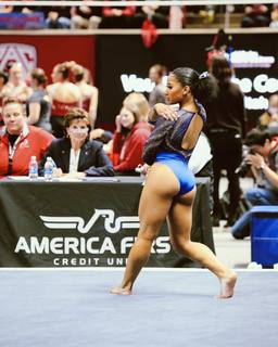 Jordan Chiles feet photo thumbnail