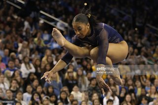 Jordan Chiles feet photo thumbnail