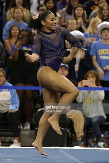 Jordan Chiles feet photo thumbnail