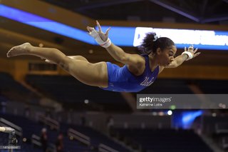 Jordan Chiles feet photo thumbnail