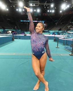 Jordan Chiles feet photo thumbnail