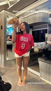 Jordan Chiles feet photo thumbnail