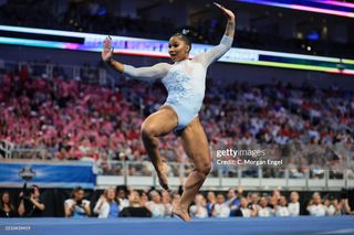 Jordan Chiles feet photo thumbnail