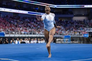 Jordan Chiles feet photo thumbnail