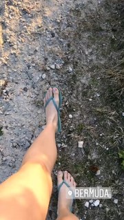 Jordan Claire Robbins feet photo 11
