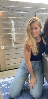 Jordan Claire Robbins feet photo 9