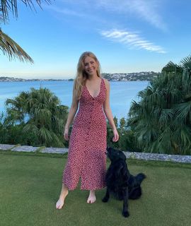 Jordan Claire Robbins feet photo 2