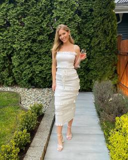 Jordan Claire Robbins feet photo 19