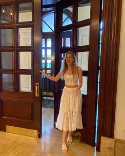 Jordan Claire Robbins feet photo 8