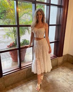 Jordan Claire Robbins feet photo 7