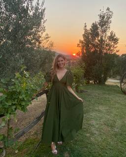 Jordan Claire Robbins feet photo 14