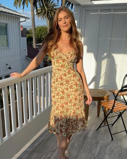 Jordan Claire Robbins feet photo 8