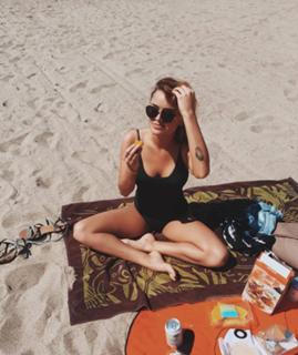 Jordan Hinson feet photo 8