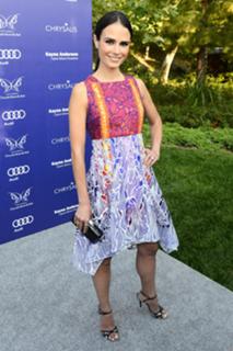 Jordana Brewster feet photo thumbnail