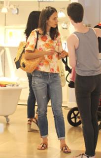 Jordana Brewster feet photo thumbnail