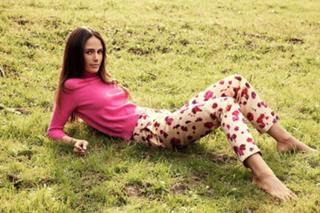 Jordana Brewster feet photo thumbnail