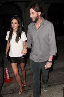 Jordana Brewster feet photo thumbnail