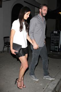 Jordana Brewster feet photo thumbnail