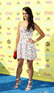 Jordana Brewster feet photo thumbnail