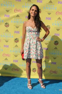 Jordana Brewster feet photo thumbnail