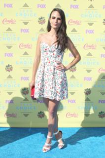 Jordana Brewster feet photo thumbnail