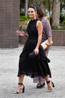 Jordana Brewster feet photo thumbnail