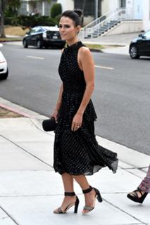 Jordana Brewster feet photo thumbnail