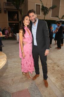 Jordana Brewster feet photo thumbnail
