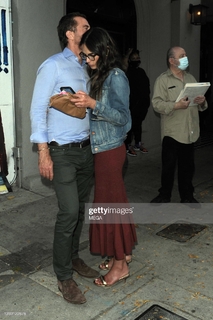 Jordana Brewster feet photo thumbnail